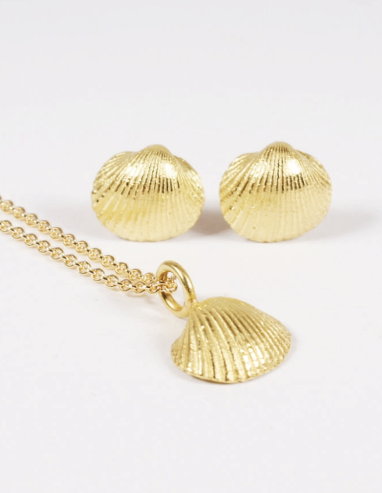 Ohrstecker Muschel Gold