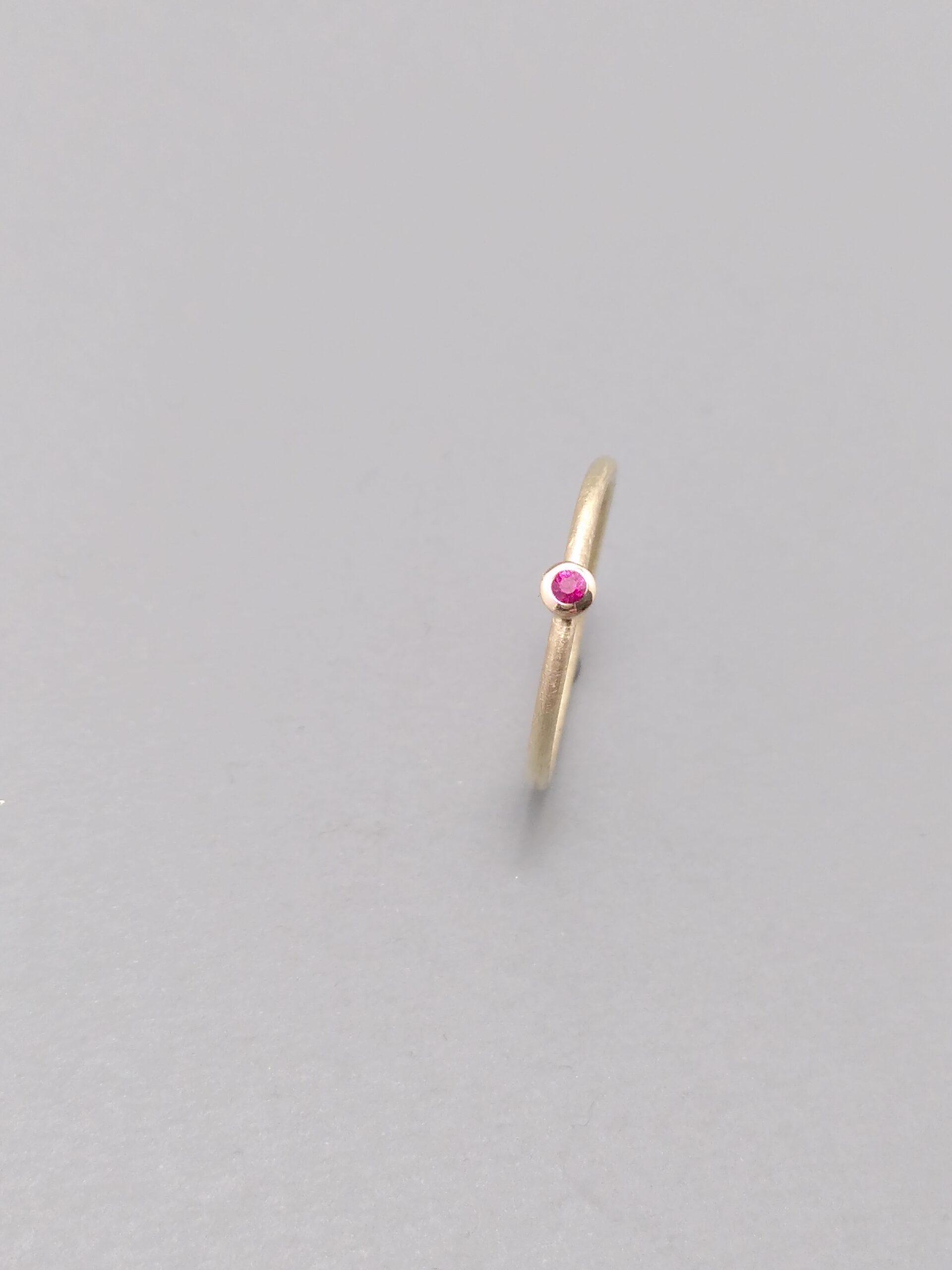 Staple Ringe mit Edelstein – Bild 2