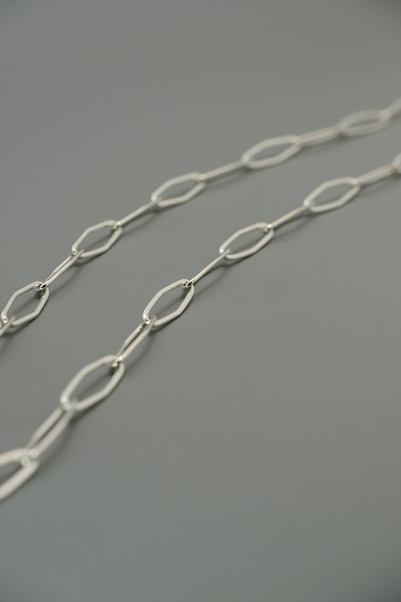 Handgearbeitete Rautenkette Silber