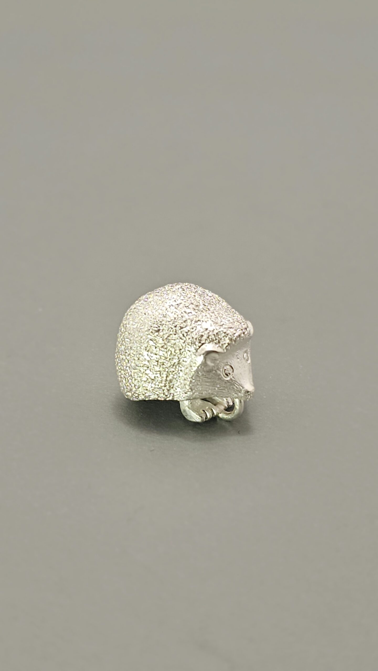 Anton der Igel aus Silber